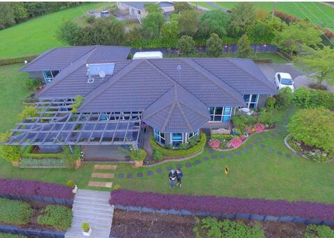 Waitomo Orchard Estate Private Family room