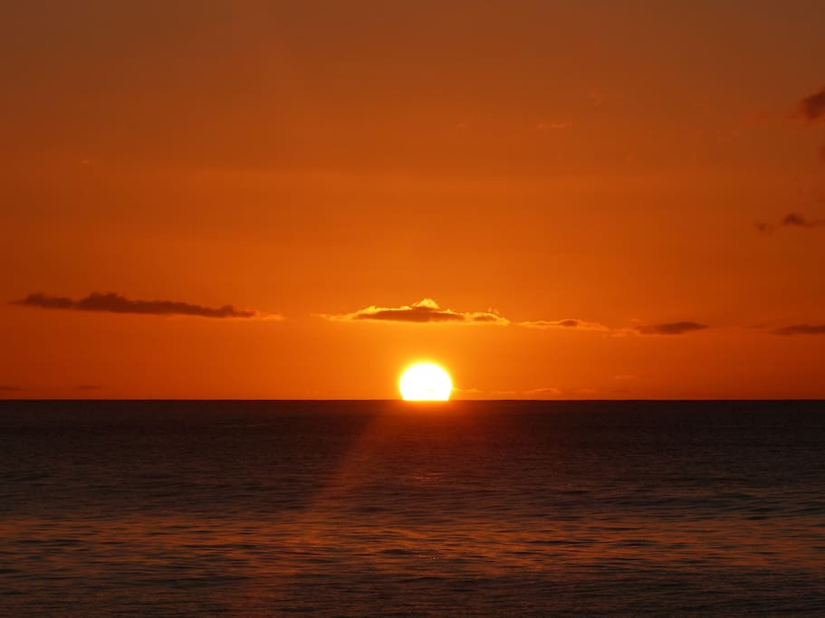 Sunset Plage de La Perle