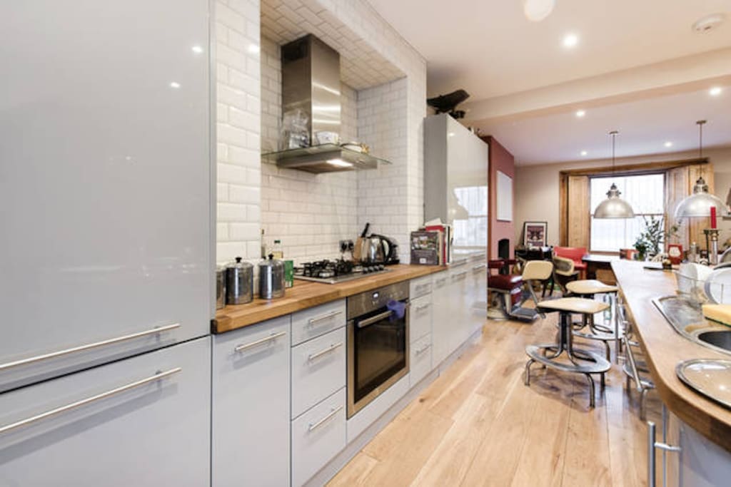 Kitchen, lower ground floor