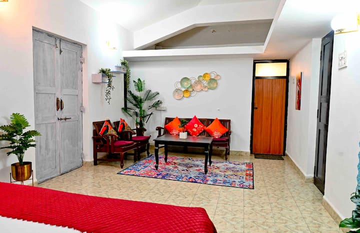 Living room image 6
