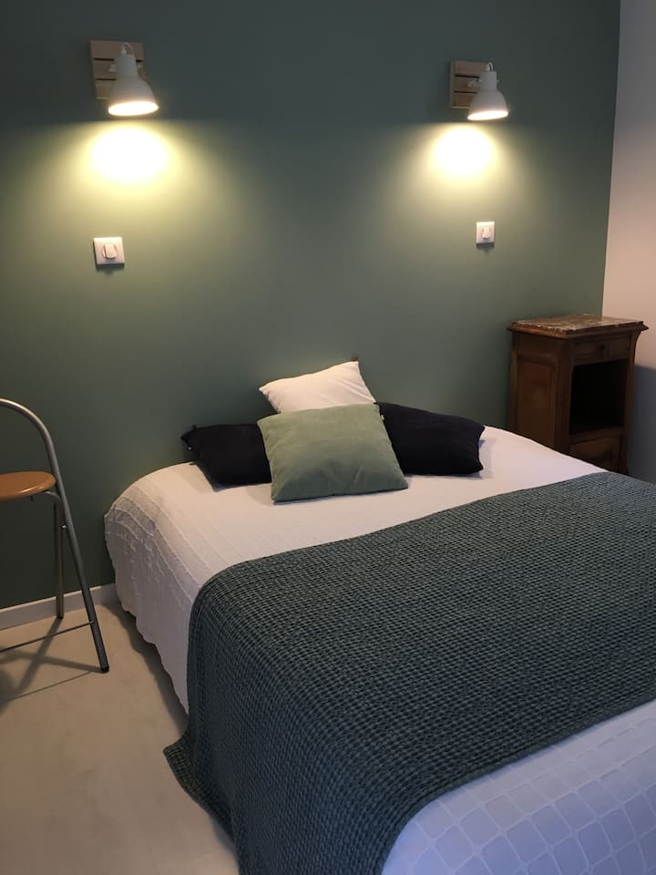 Jednopodlažná izba so 160 lôžkami