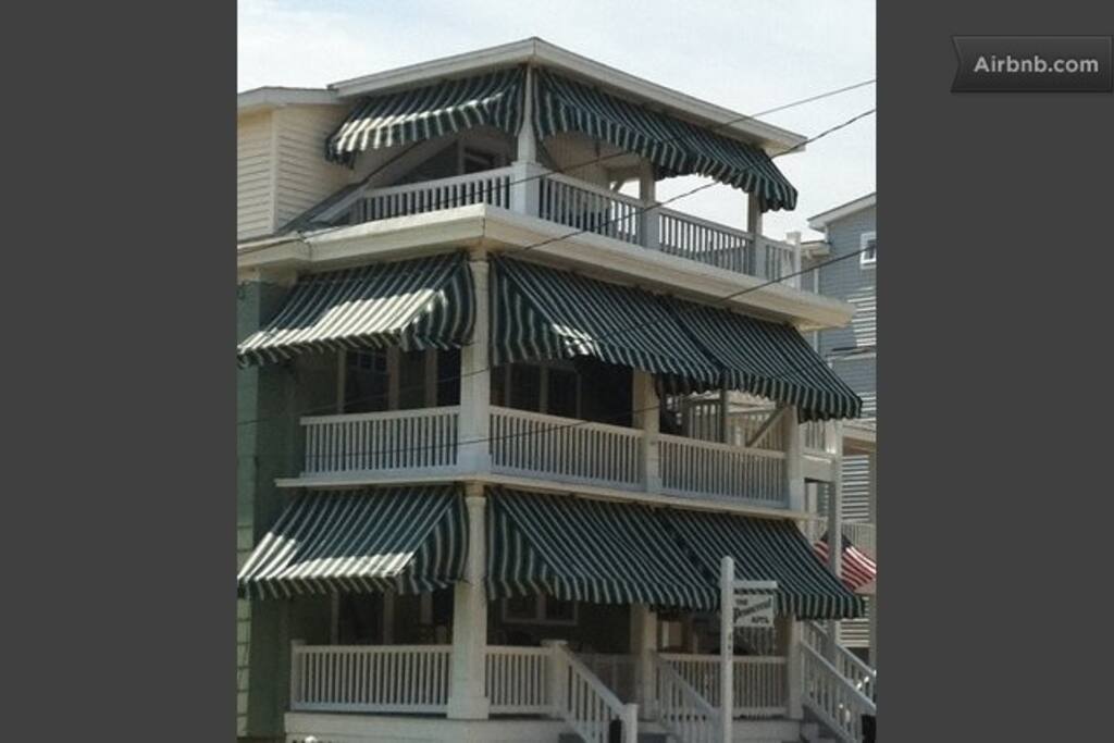 Lovely 3 story home
