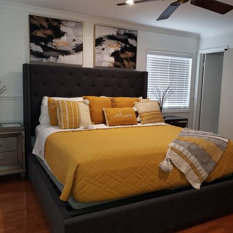 XL Luxe 3BR/2BTH JFK5min/USB 10min Private Parking gallery image 2