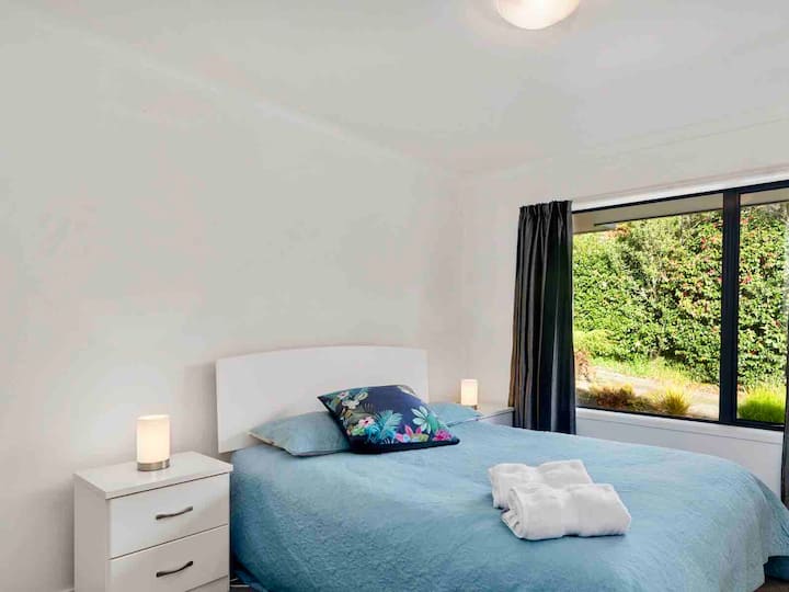 卧室二.带套房入口 