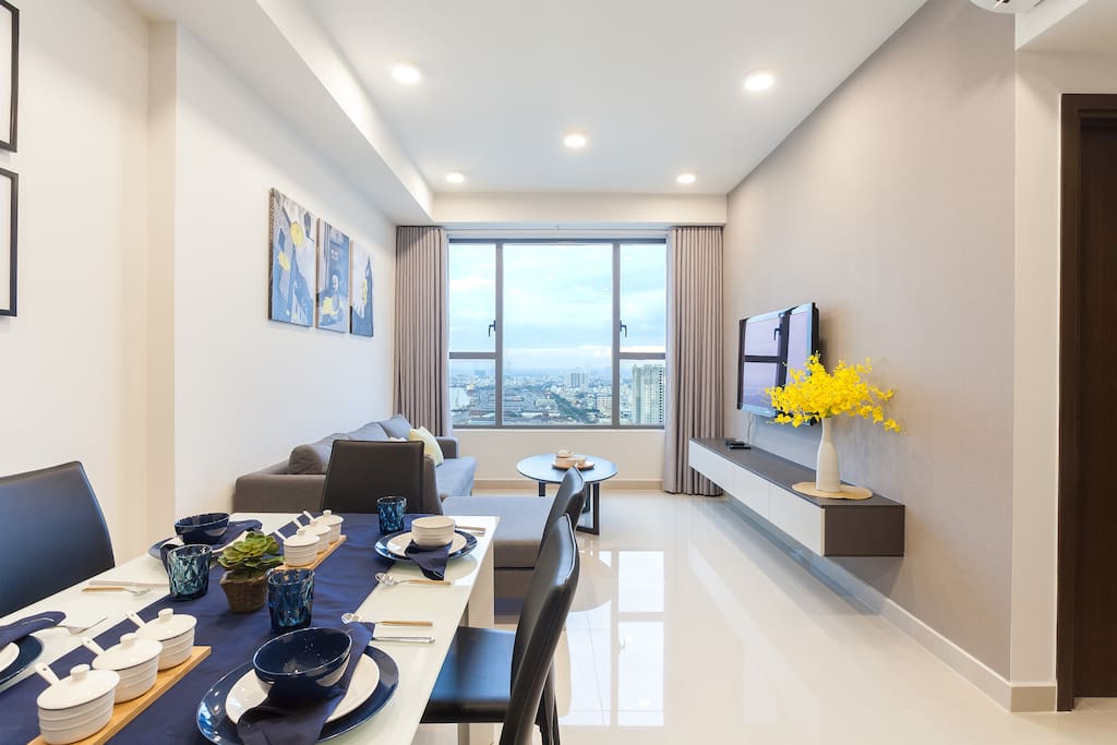 Living room with full view!