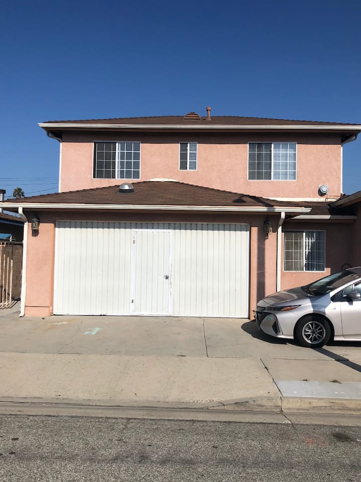 LA Home 15mins fr LAX (Airport) - Houses for Rent in Carson, California,  United States - Airbnb