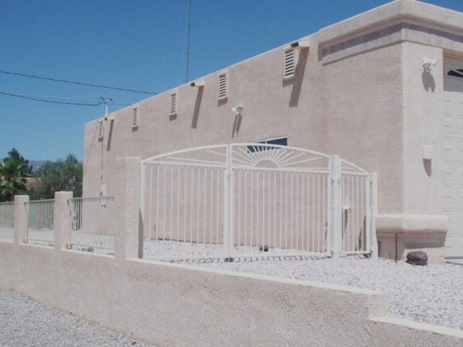 15' RV Gate Opening