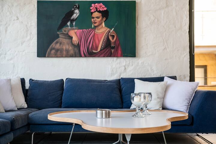 Emilia Vila Seafront View Sunset Beach Tennis Pool gallery image 3