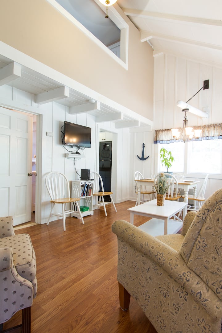 CHARMING 4 BDR 2 1/2 BTH CAPE HOUSE Houses for Rent in Dennis Port