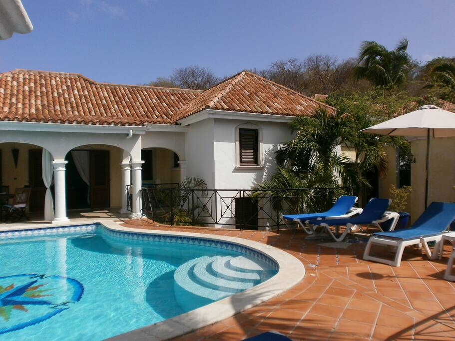 Vue d'ensemble de la villa