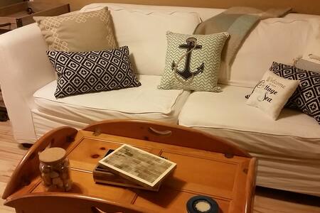 BNB Ocean Getaway by the Bay