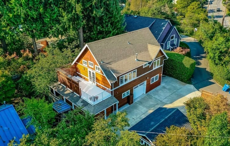 Matthews Beach Multi-Family