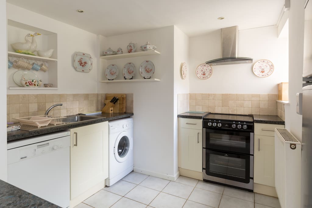Courtyard Cottage kitchen