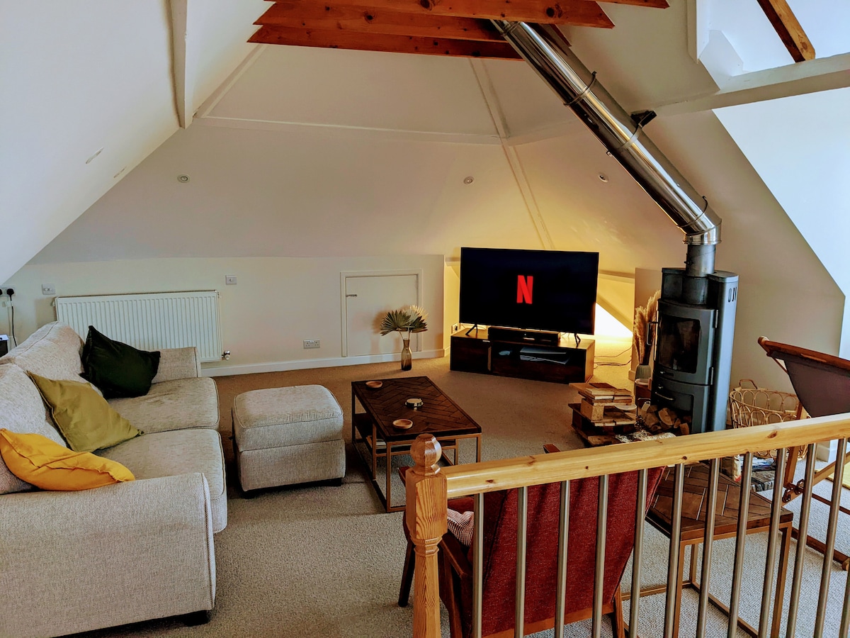 Anuncio de Airbnb popular: Modern 2 Bedroom Apartment - 1 Min From Seafront en Marldon