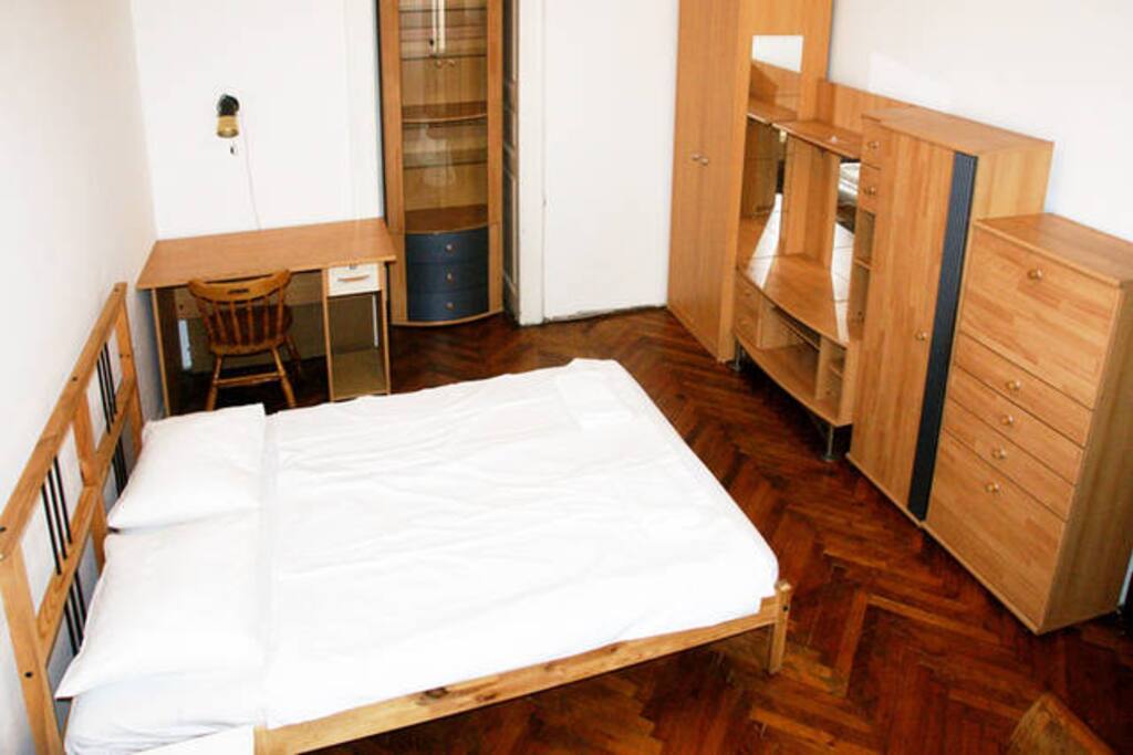 Room 1