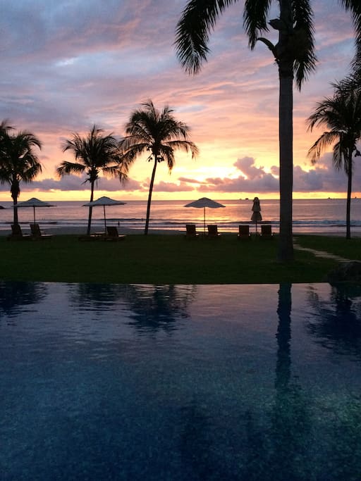 Amazing Sunsets occur nightly along Costa Rica's Pacific Coast