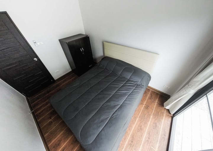 ห้องนอน 2 (Bedroom 2)