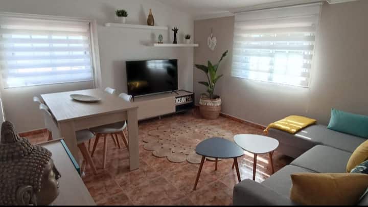 Precioso Apartamento áTico  Con Patio - Marín