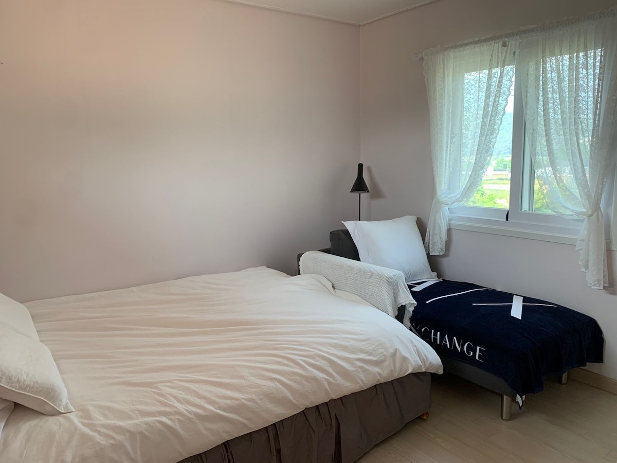 Chambre avec lit superposé