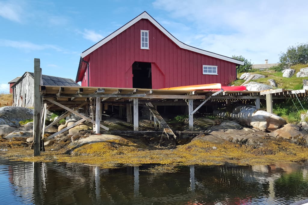 Frontview of the seahouse