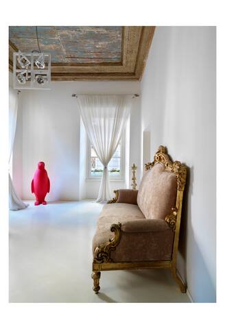 CasaM, 200 mq di design nel cuore di Città Alta. gallery image 5