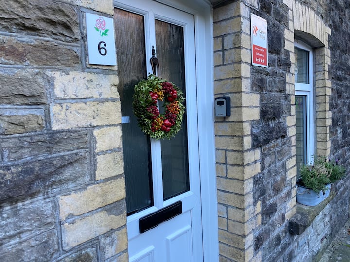 Twmbarlwm Vacation Rentals & Homes Risca, United Kingdom Airbnb