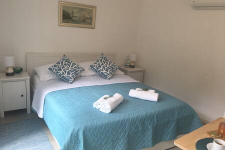 Studio Ruzmarin - Garden View - Room