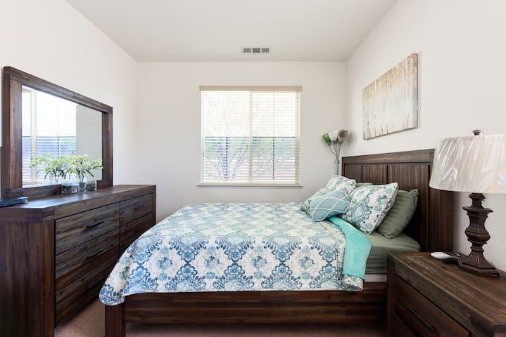 Airbnb Pittsburg Vacation Rentals Places To Stay
