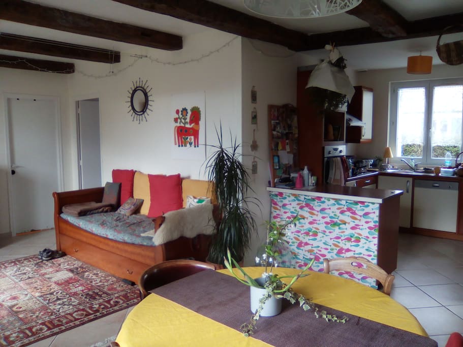 Lit gigogne (2 options : 2 lits simples ou lit double)
