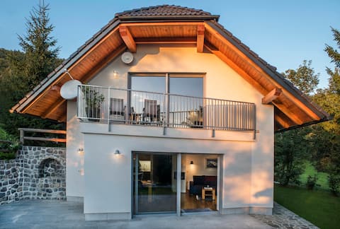 Successful Airbnb property: Fabulous Design Apartment-Sauna-Garden in Cerklje Na Gorenjskem