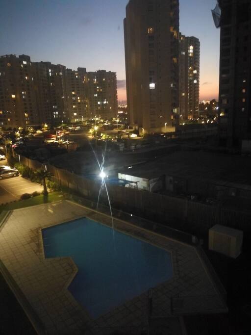 Linda vista a la piscina