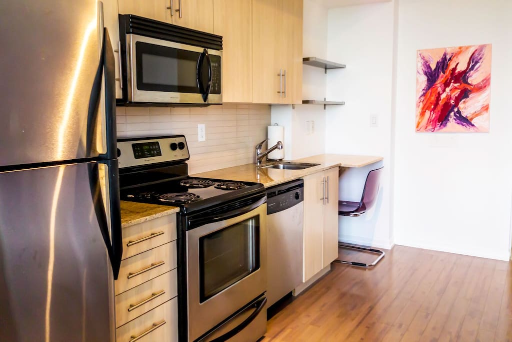 Fully Equipped Kitchen, Huge Grocery Store Downstairs
