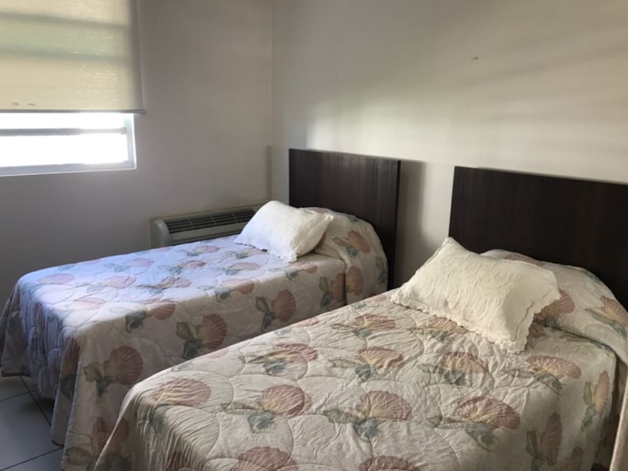 Bedroom 2, two twin-size beds
