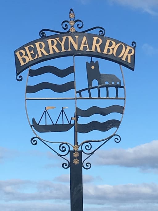 Our new village sign - if you see this follow the road down to the left of it and we are then the first left, right at the bottom of the lane.