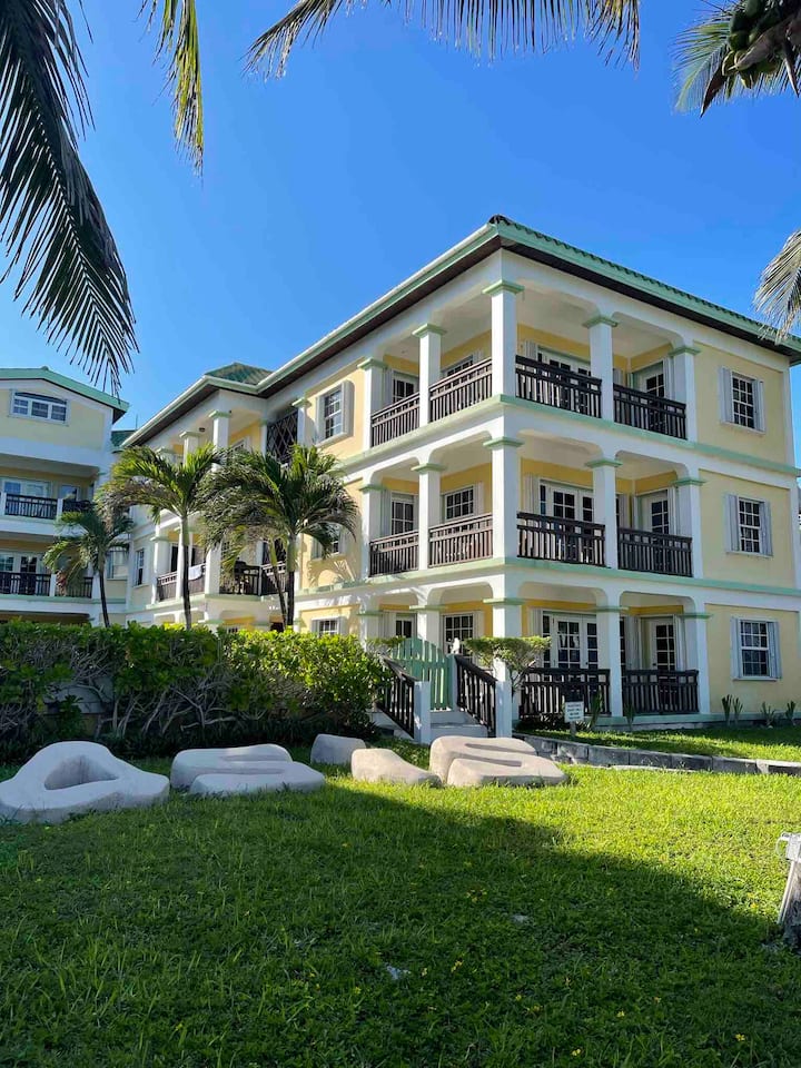 San Pedro, Belize-Oasis Del Caribe — 2 bedroom vacation rental in San Pedro
