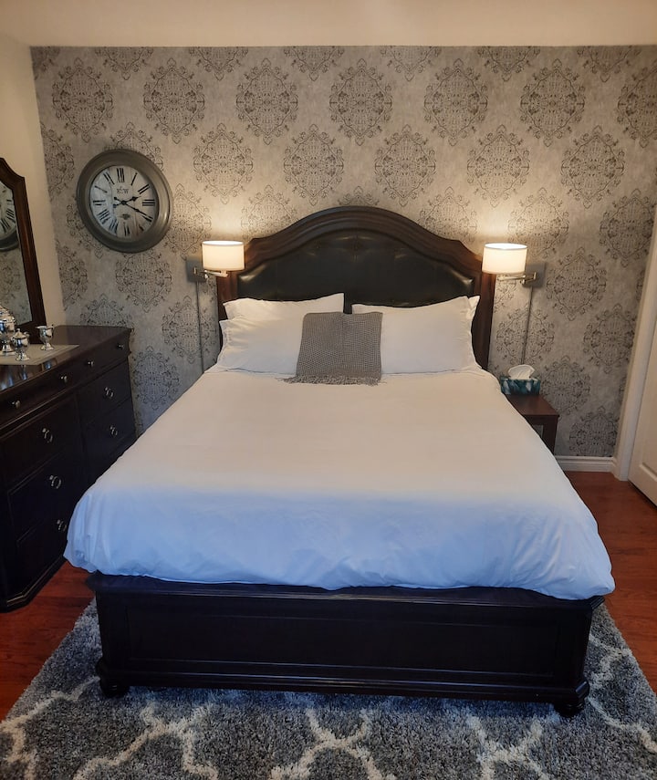 Burford Holiday Rentals & Homes Ontario, Canada Airbnb