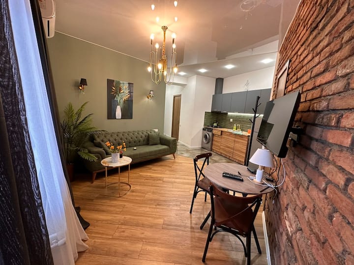 Stylish Apartment & Perfect View - Tiflis