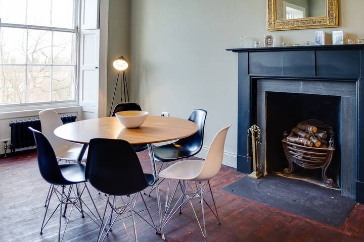 Stunning central New Town flat – 3 bedrooms gallery image 5