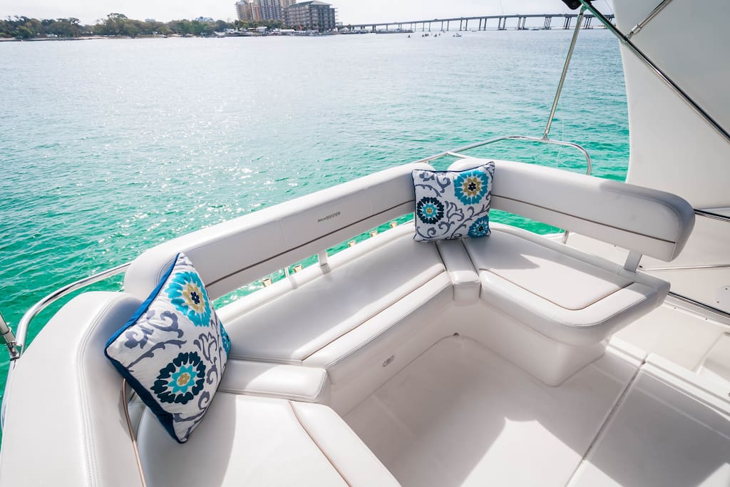 Flybridge Seating