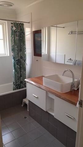 Dunsborough Family Fun House gallery image 5