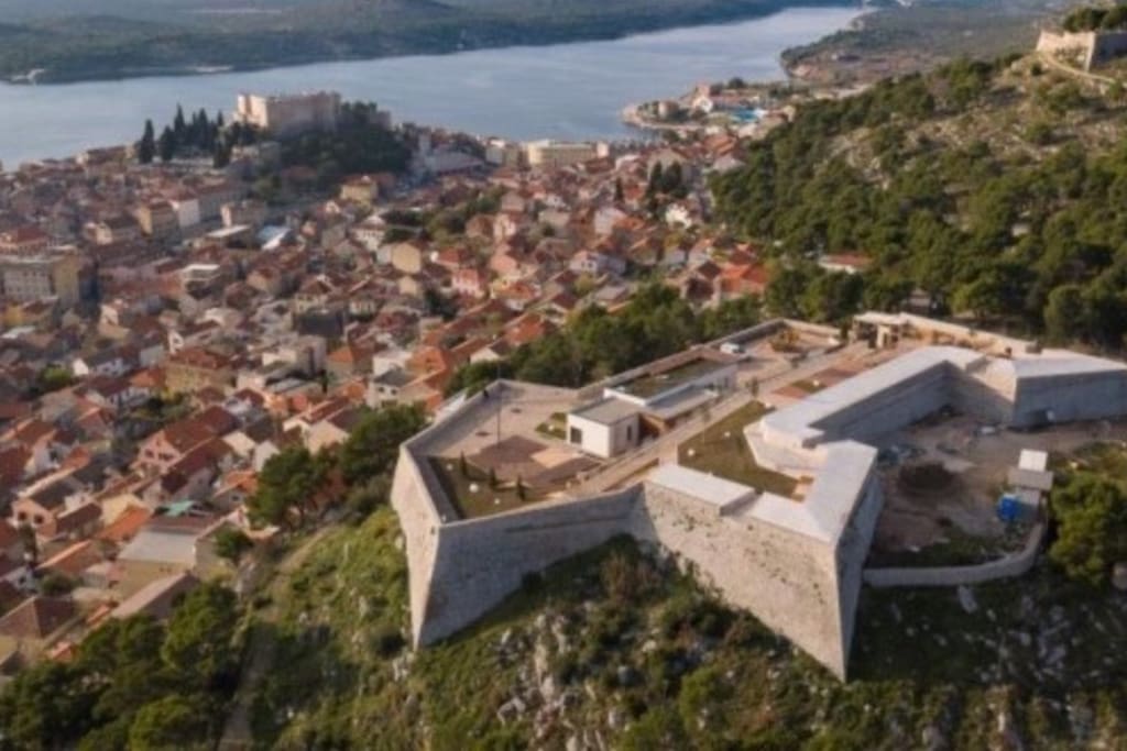 Historical fortress
BARONE behind the rooms