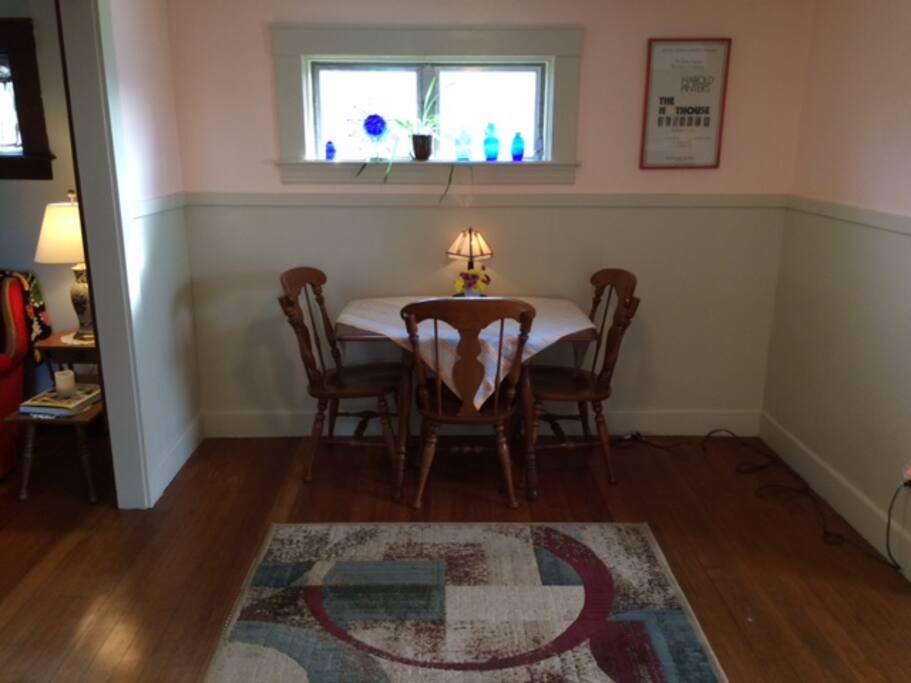 Eat in Kitchen area