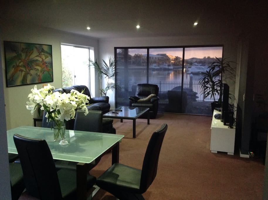 Dining and big lounge with tv PlayStation