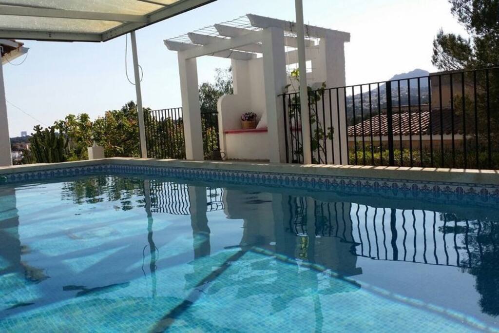 Swimmingpool 9X4 meters, salt water