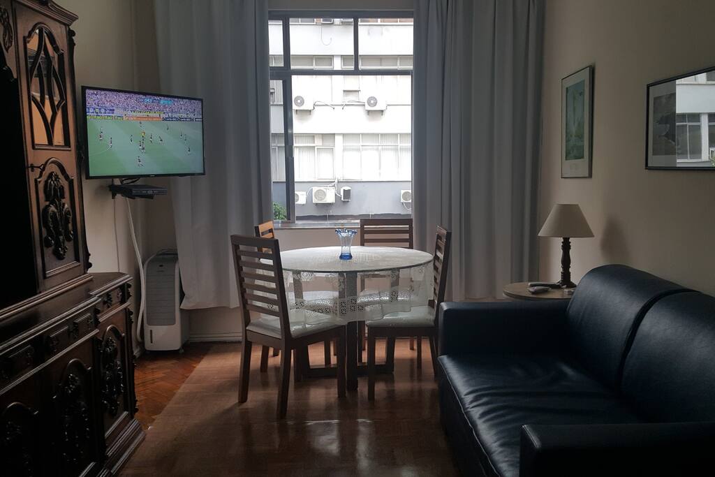 Sala de Estar
(Living Room)