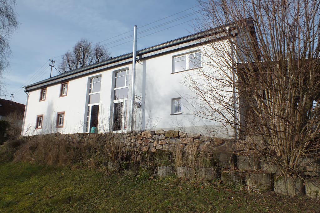 Eifelhaus (Rückansicht)