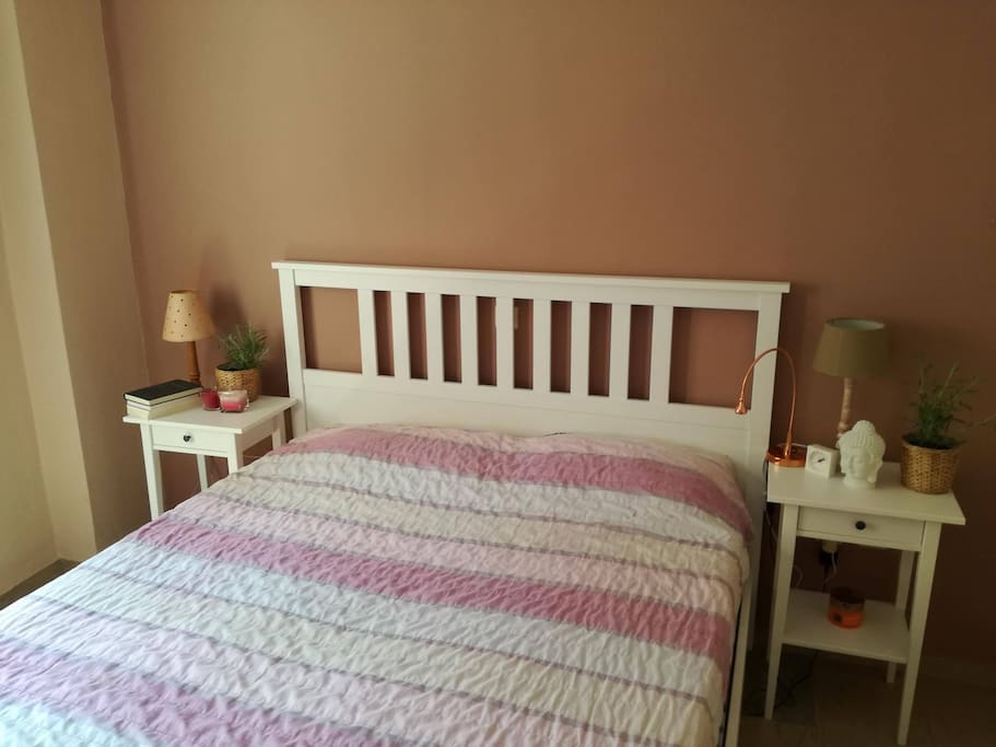 king size bed