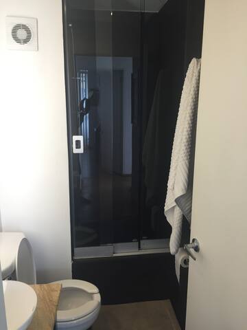 The Best Location in Polanco Presidente Masarik gallery image 4