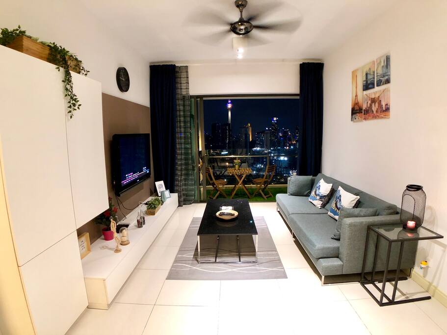Spacious and Comfortable Living Room