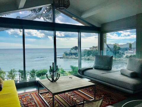 LOFT ON THE SEA